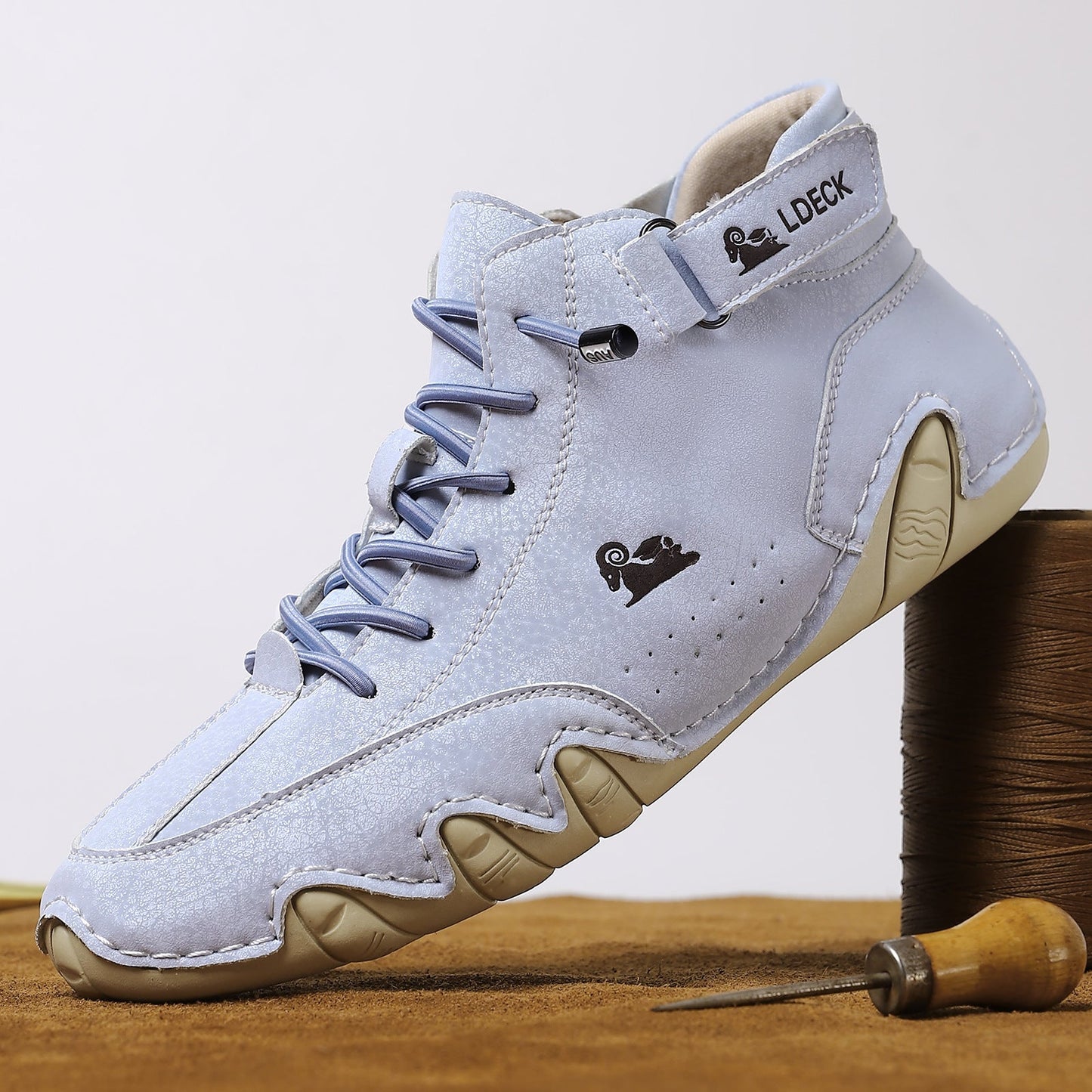 VoglDeck — Încălțăminte elegantă, concepută pentru a oferi confort