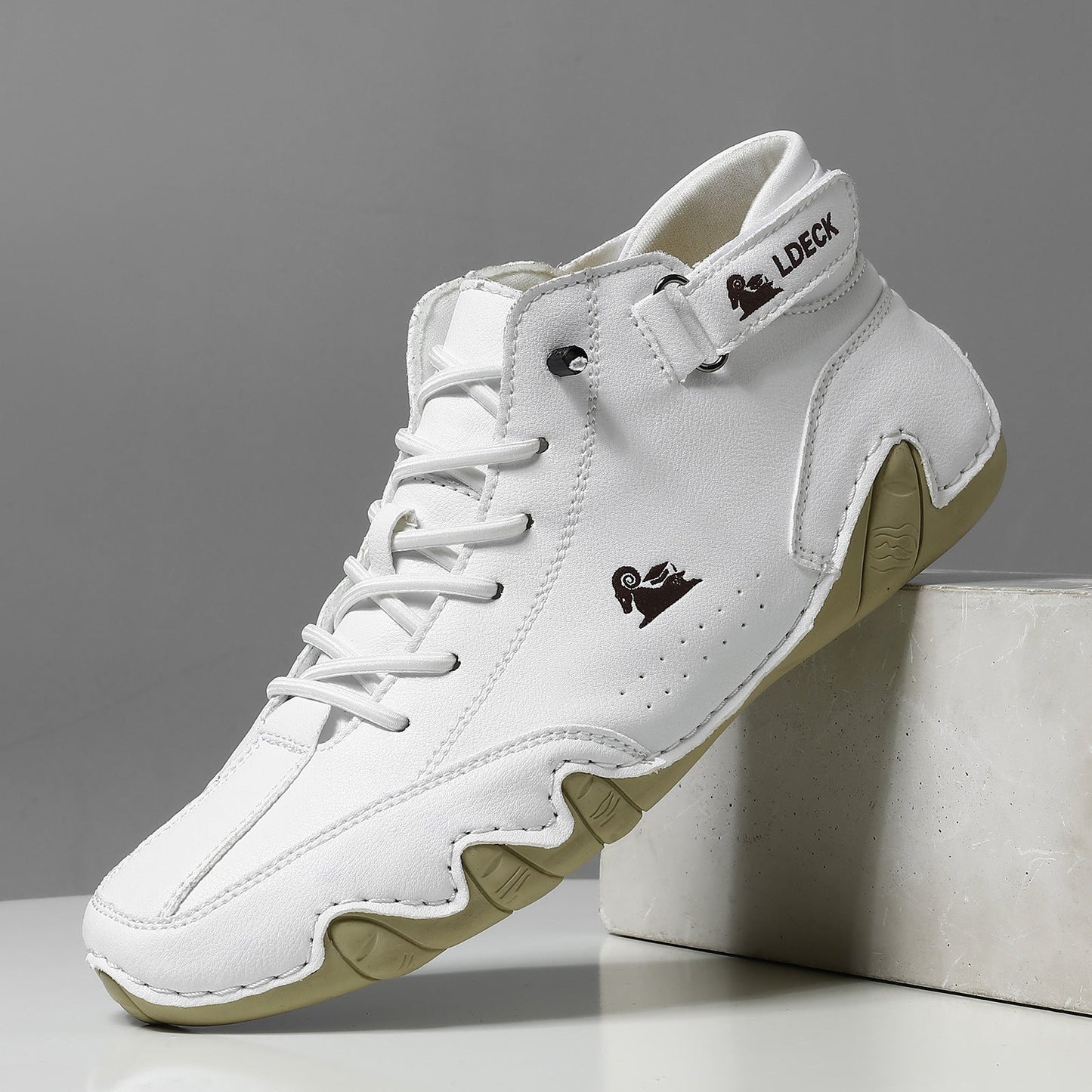 VoglDeck — Încălțăminte elegantă, concepută pentru a oferi confort